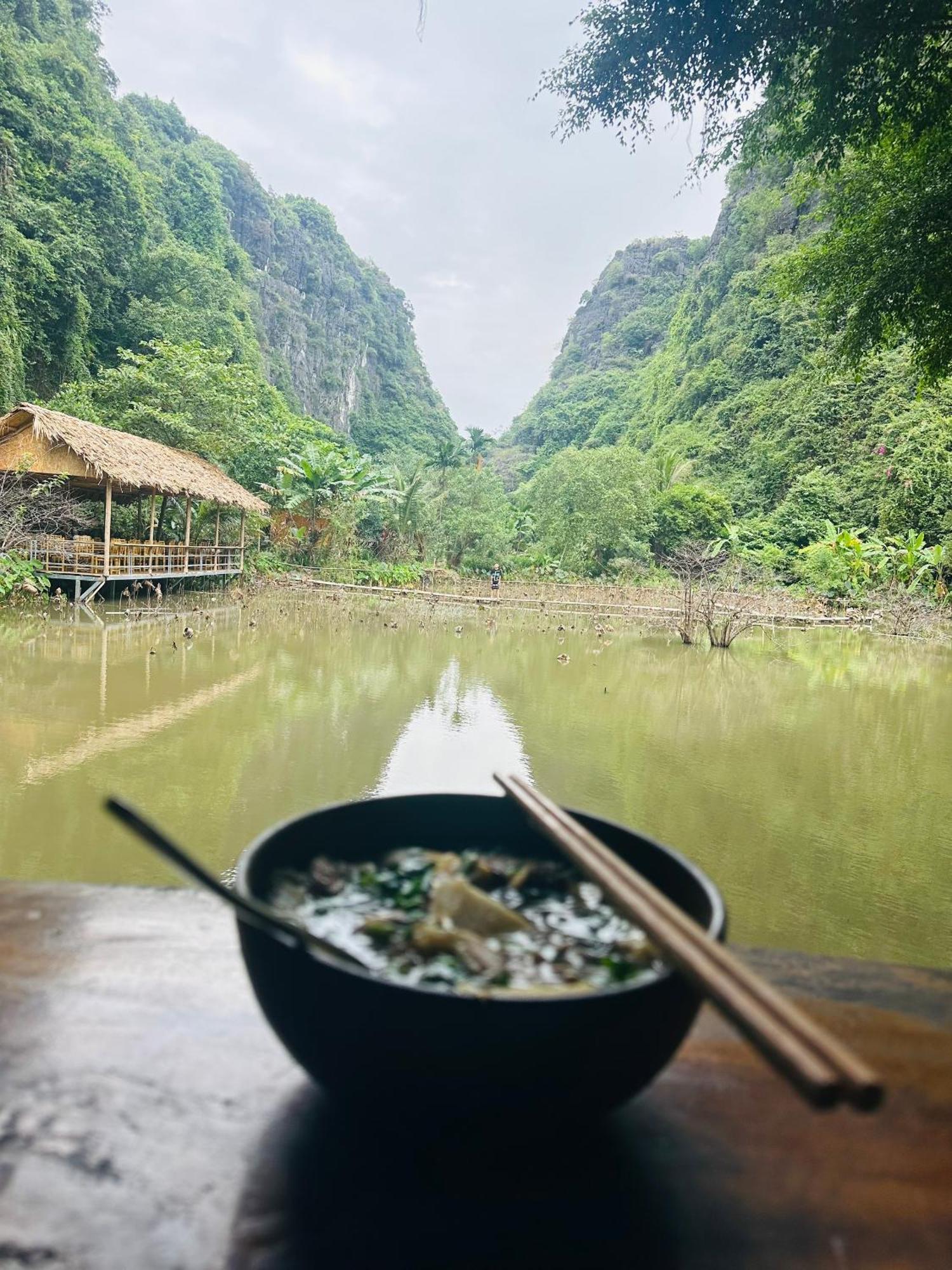 Thung Sen Tam Coc Chalets Ninh Bình Exteriör bild